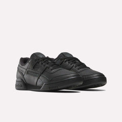Black/Black/Black