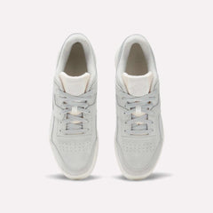 Grey 1/Chalk/Chalk