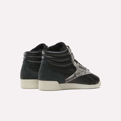 Almostblack/Vintagechalk/Gold