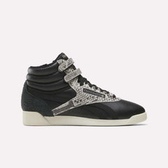 Almostblack/Vintagechalk/Gold
