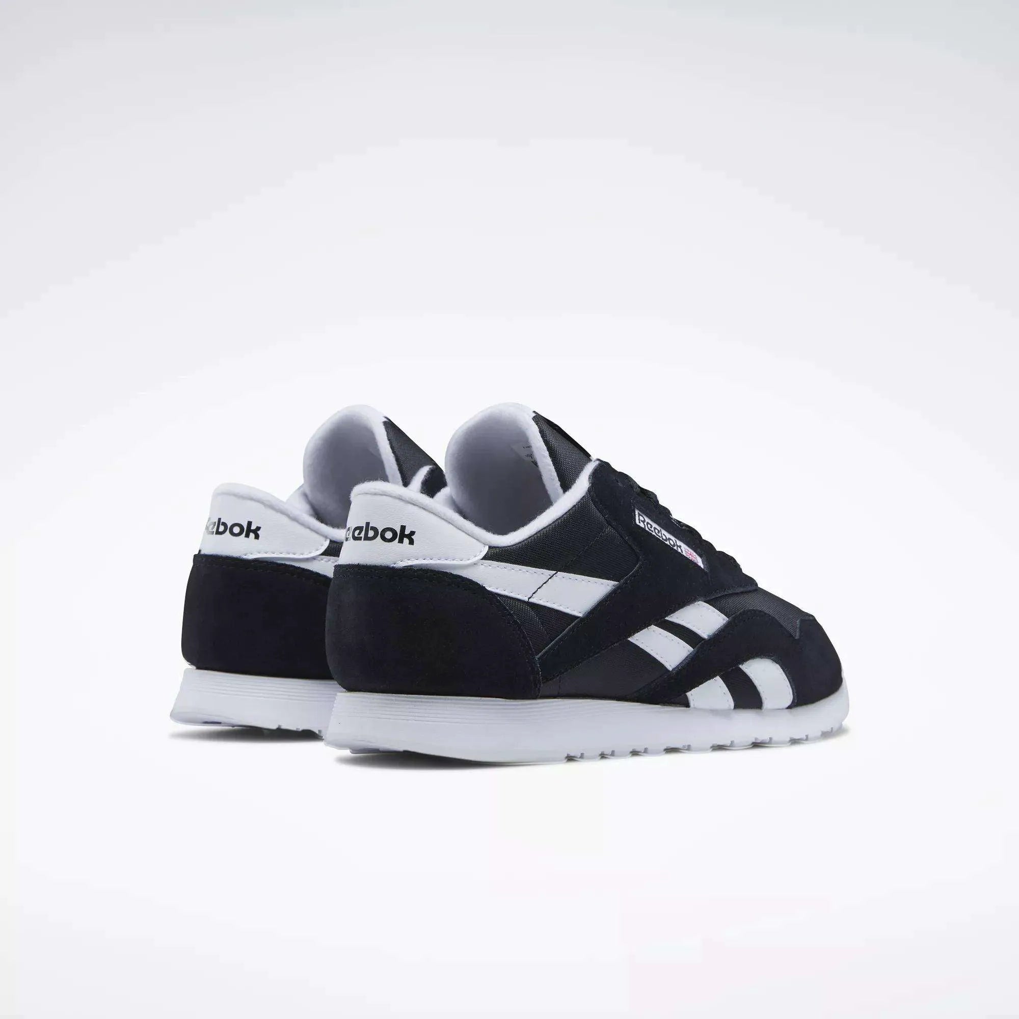Core Black/Ftwr White/Ftwr White