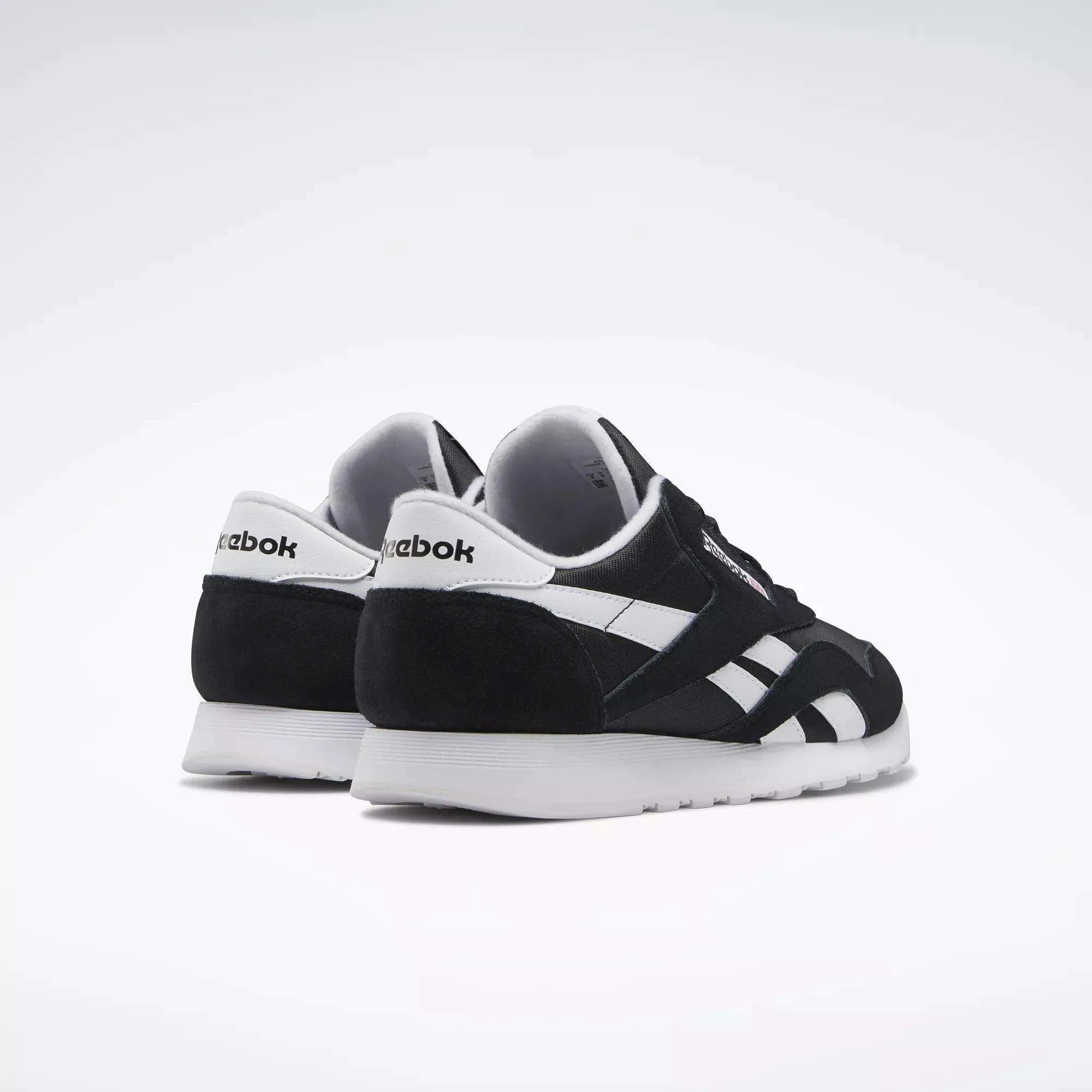 Core Black/Ftwr White/Ftwr White