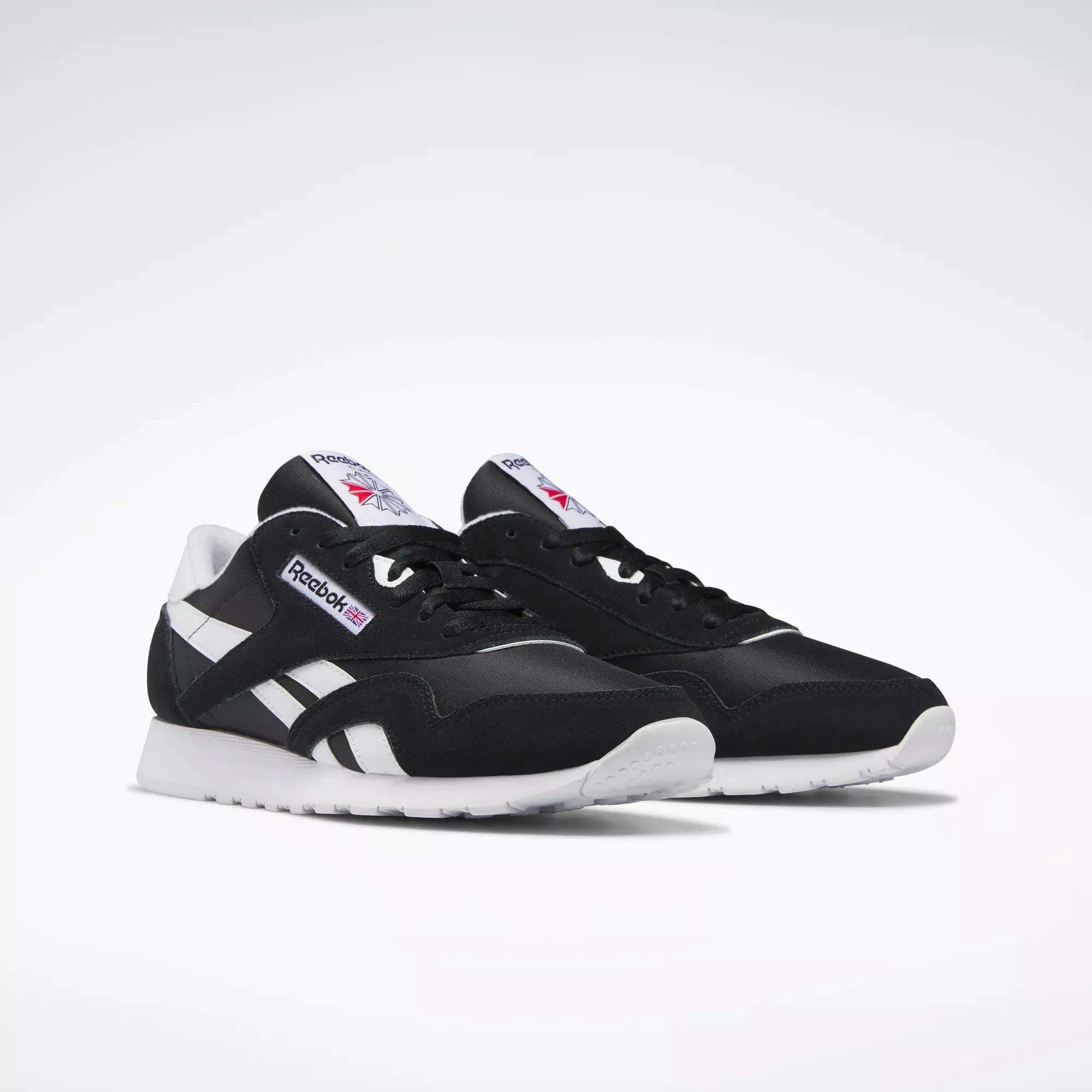 Core Black/Ftwr White/Ftwr White