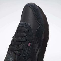 Core Black/Core Black/Pure Grey 7