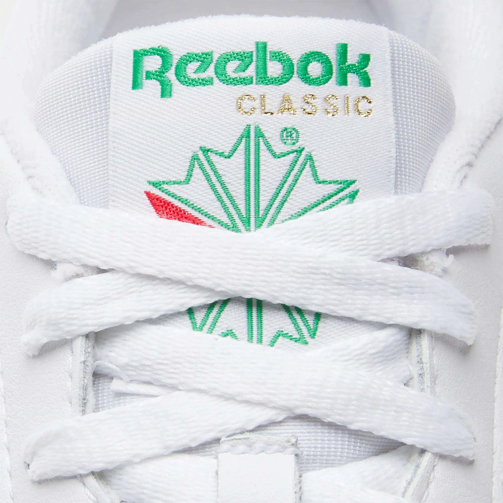 Ftwr White/Ftwr White/Gold Metallic