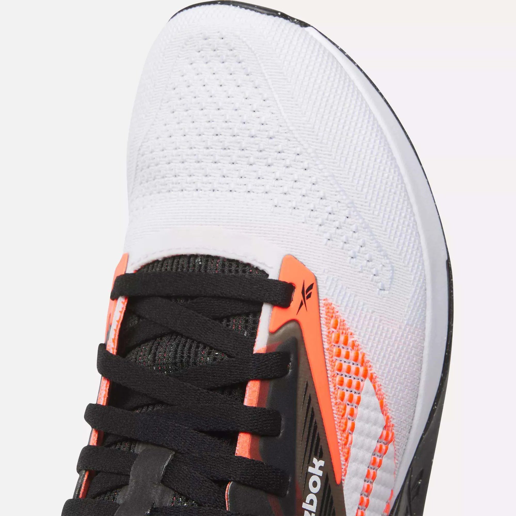 Black/Ftwr White/Orange Flare