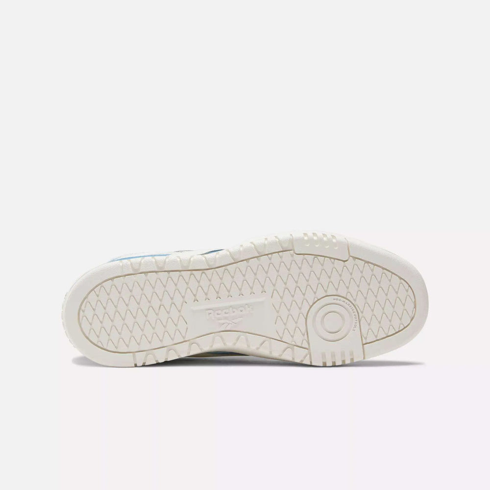 Chalk/Chalk/Essential Blue