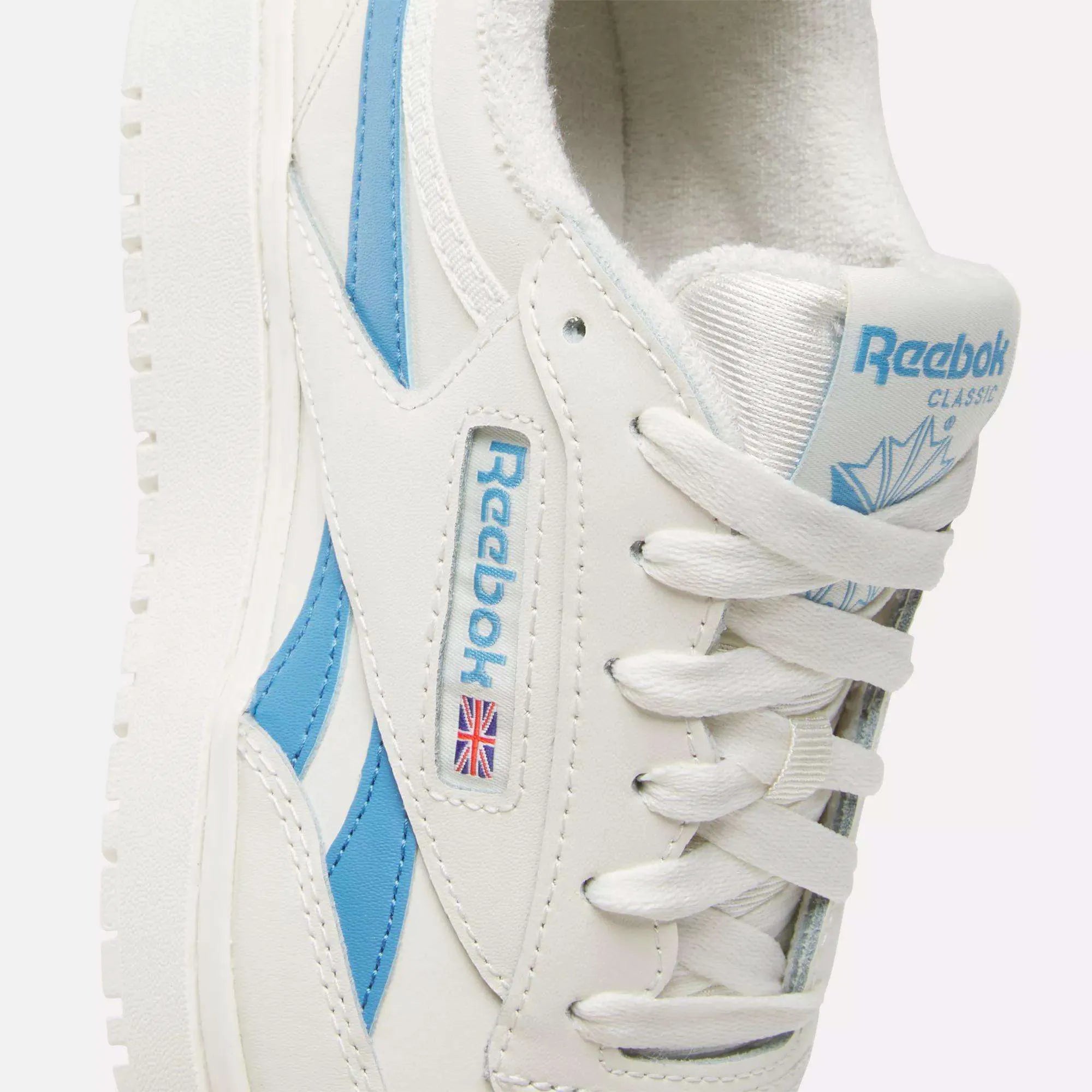 Chalk/Chalk/Essential Blue