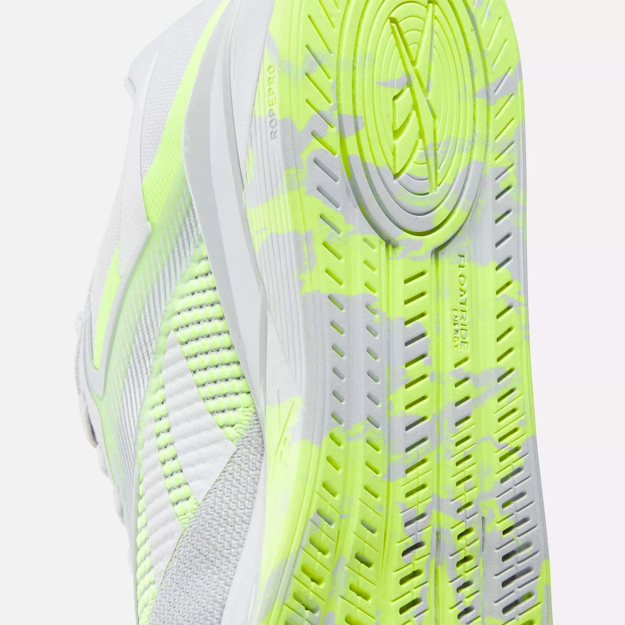 Moon/Digital Lime/Footwear White