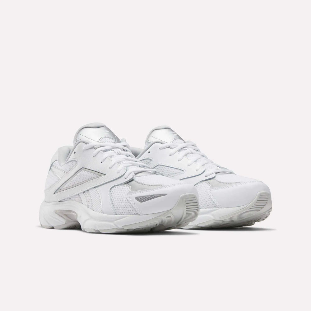 White/Mist Grey/Chrome