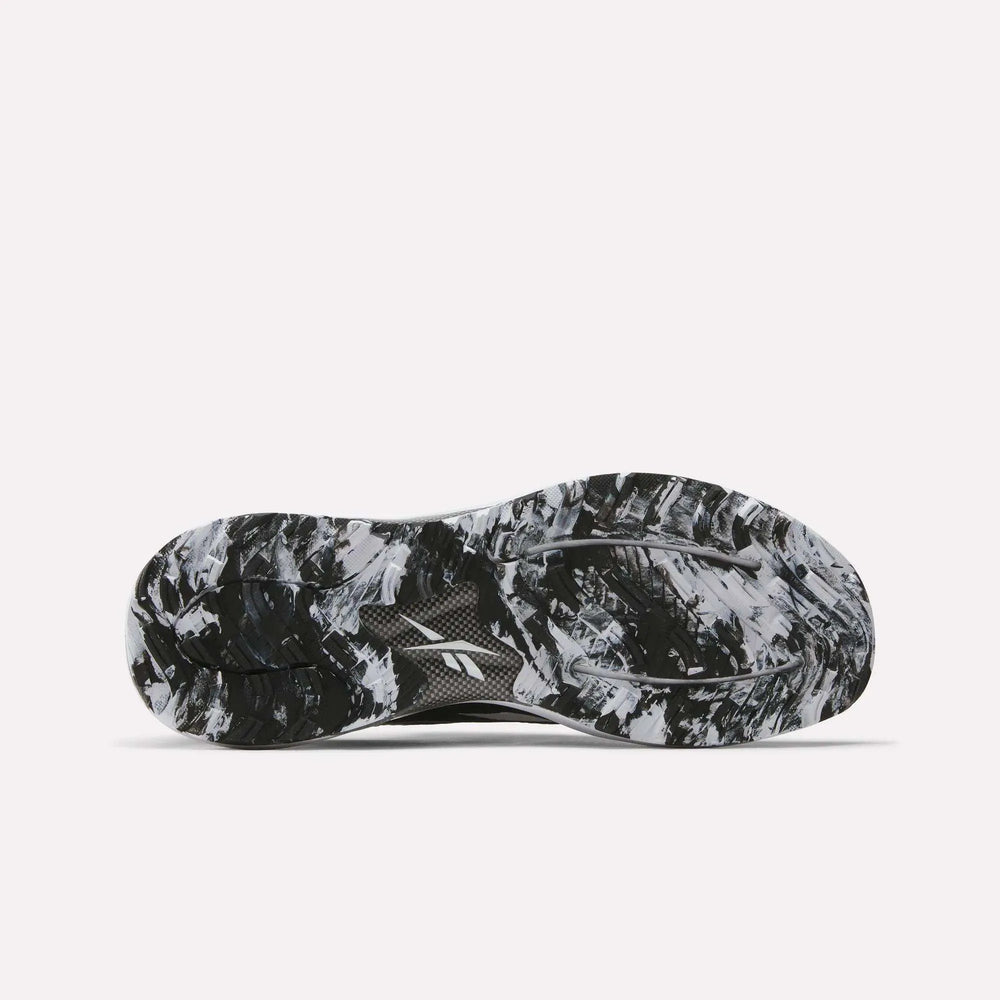 Black/Ftwr White