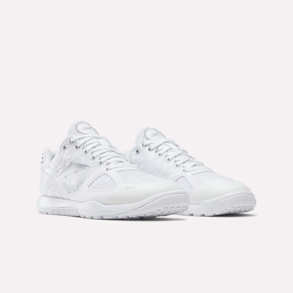 White/Silver Metallic