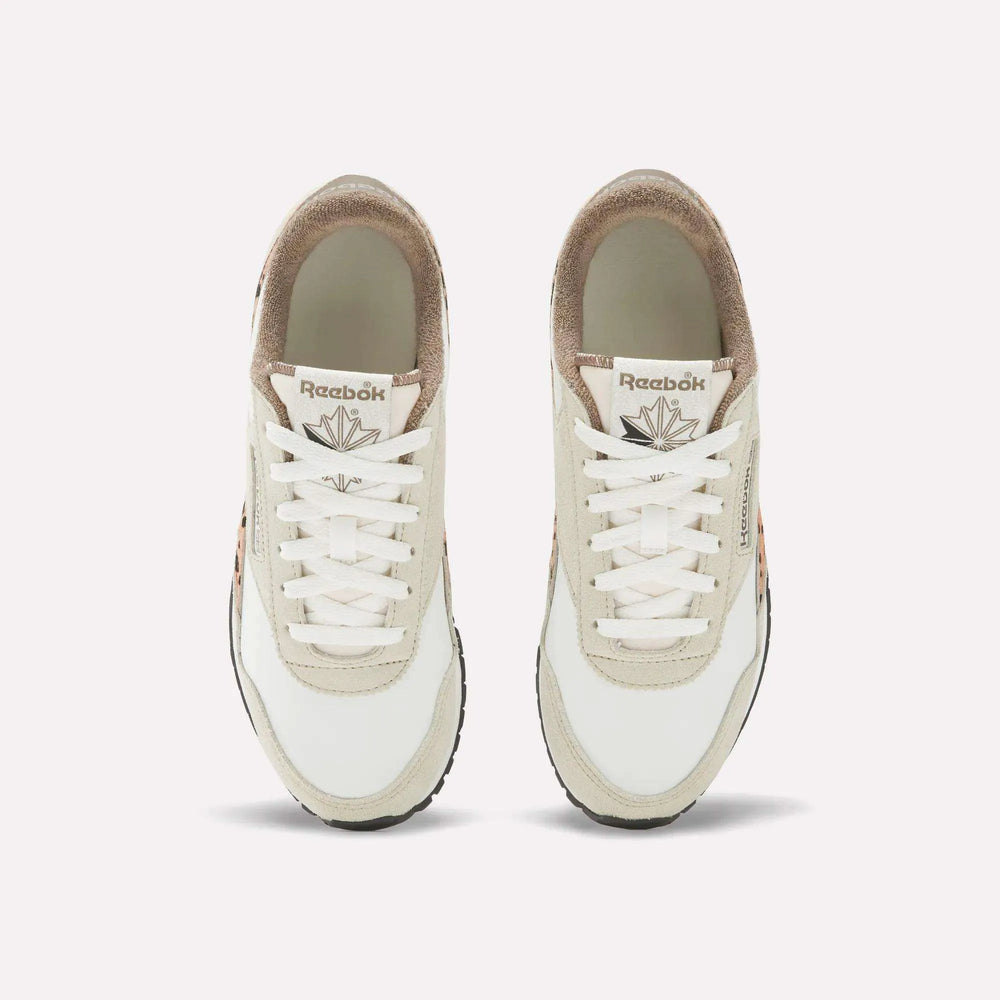 Chalk/Classic Beige/Trek Grey