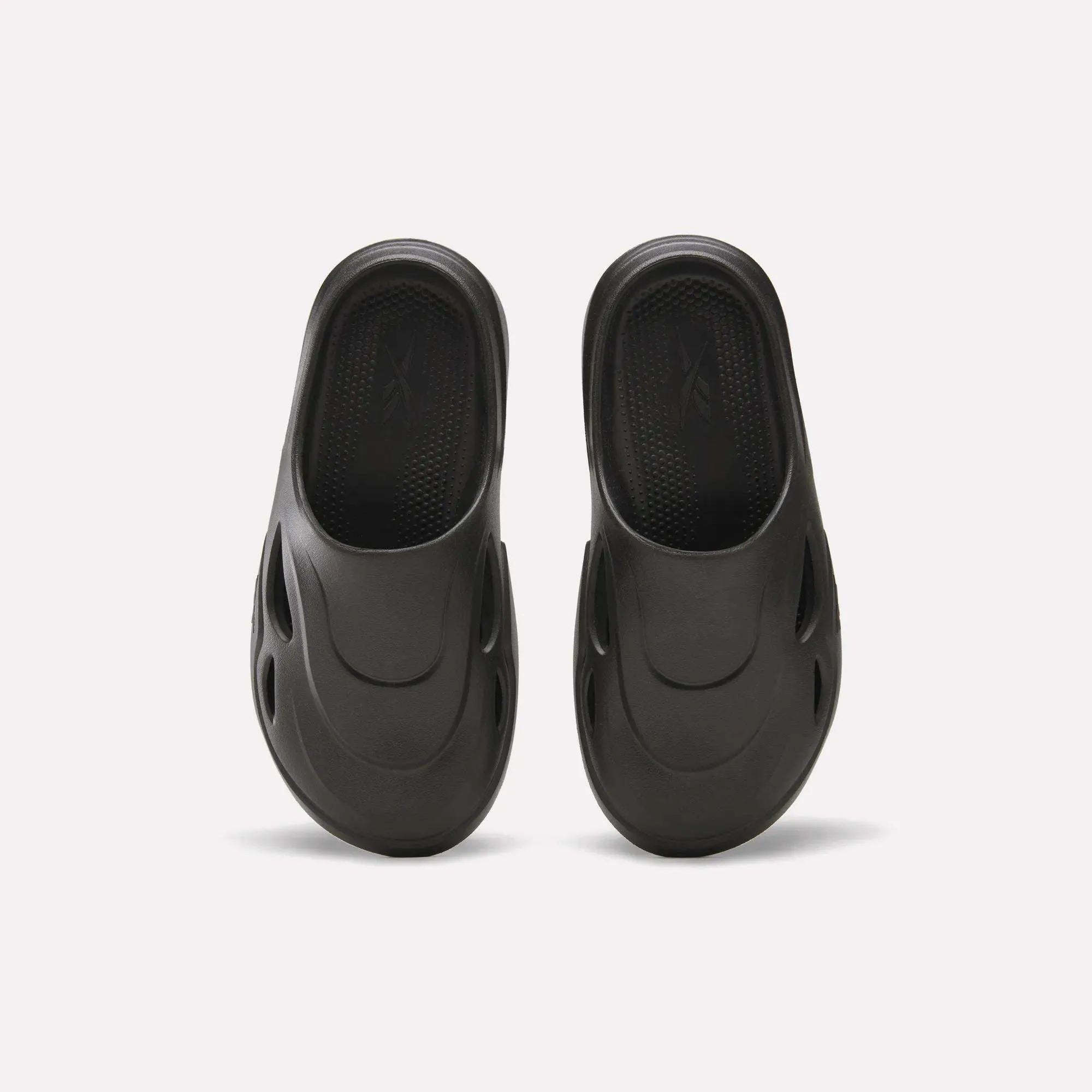 Black/Black/Black