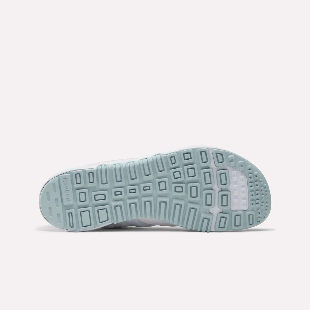 Ftwr White/Ice Blue