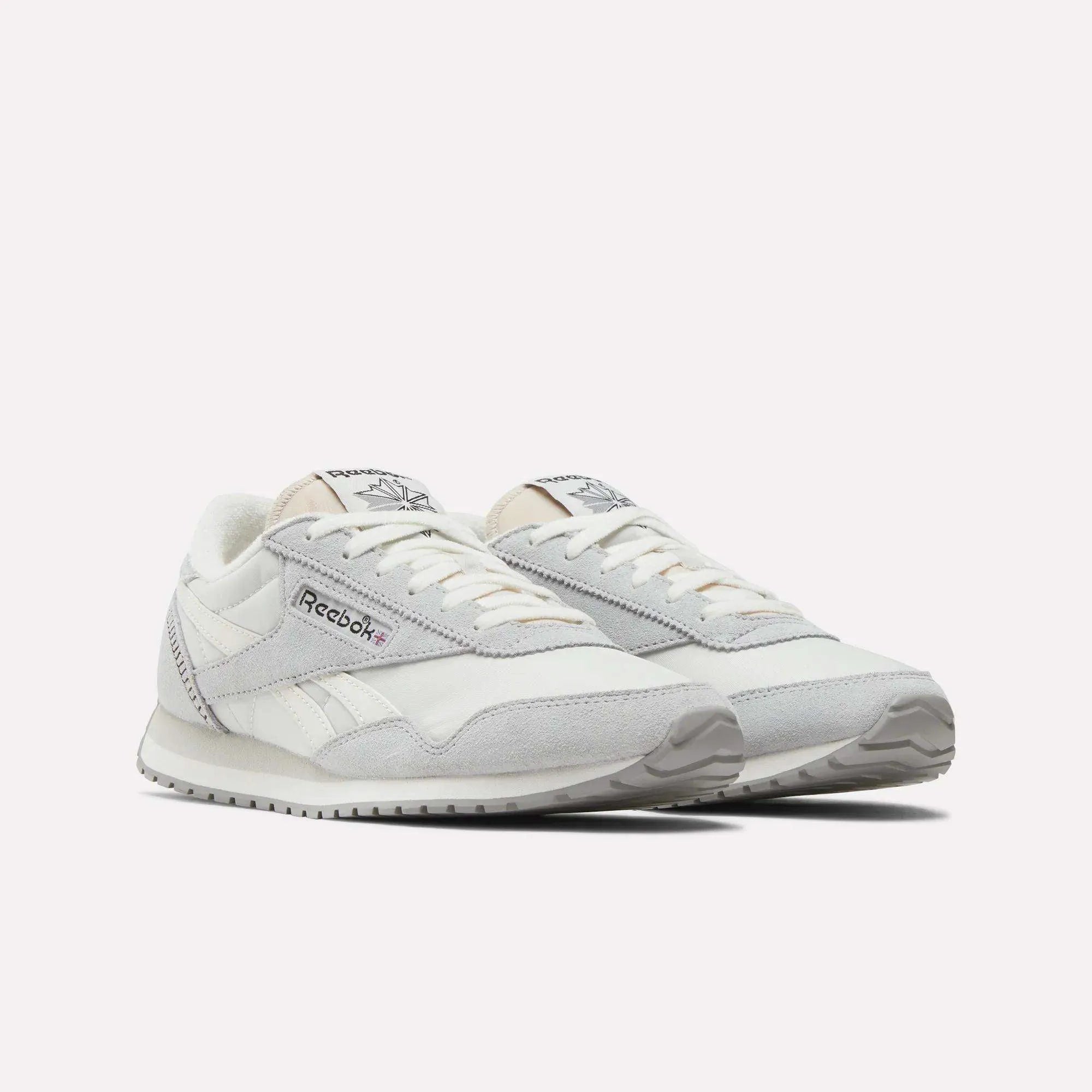 Soft Grey/Grey 1/Chalk