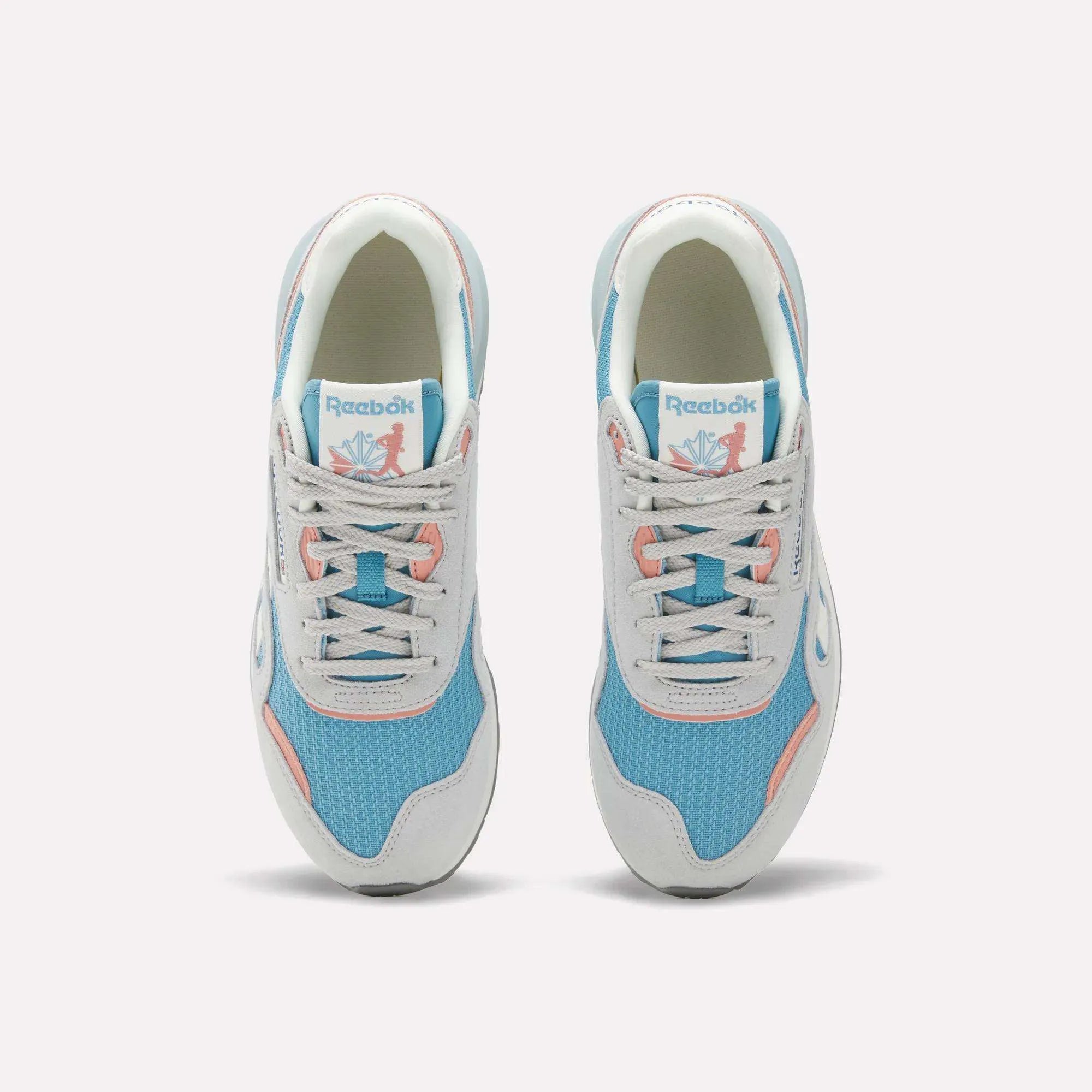 Warpedblue/Iceblue/Gentlepink