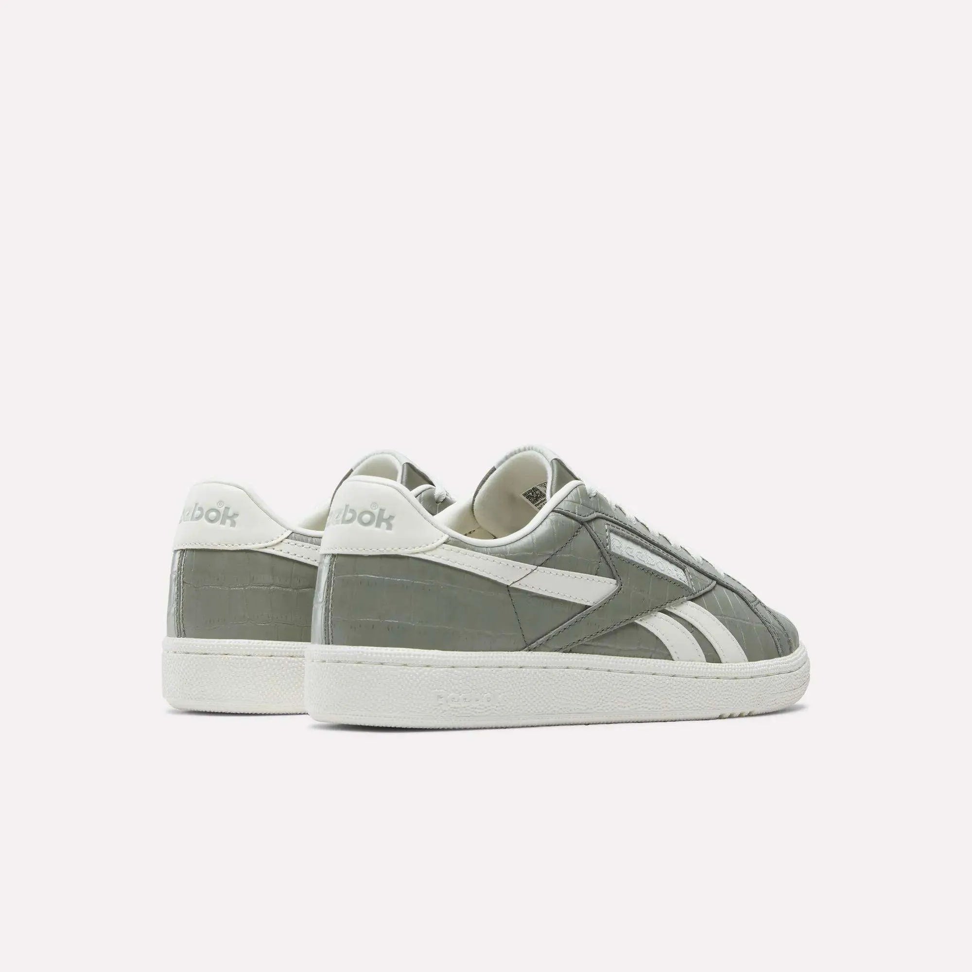 Still Grey/Chalk/Escape Grey