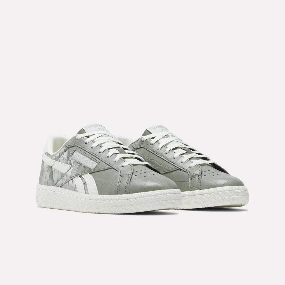 Still Grey/Chalk/Escape Grey