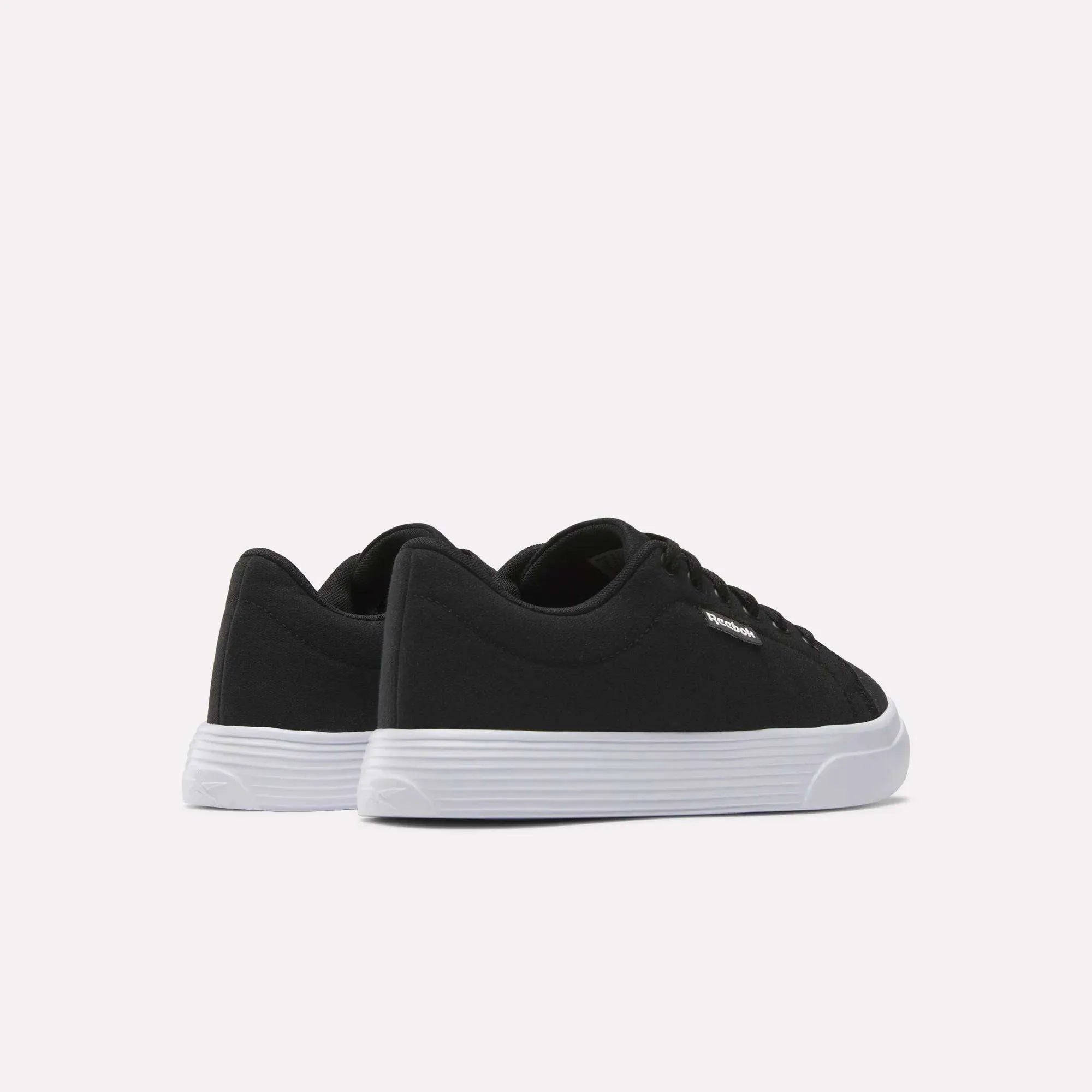 Aha-Black/White