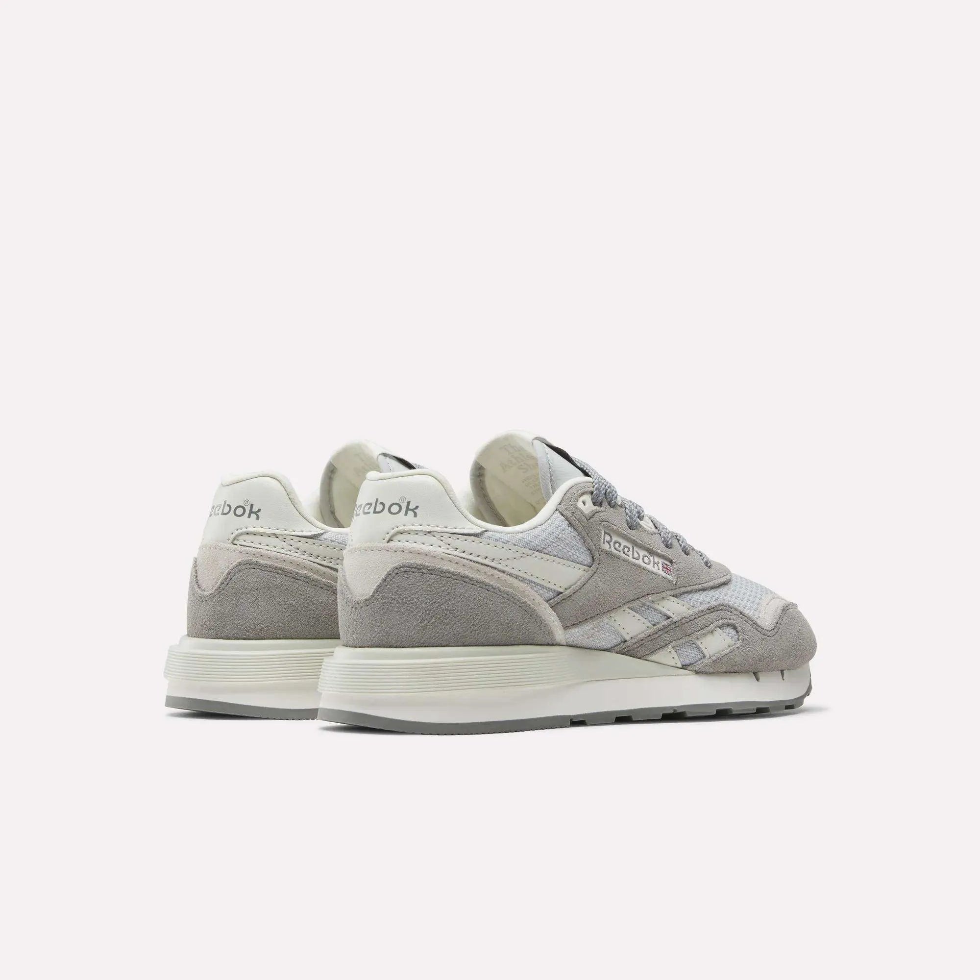 Grey 3/Soft Grey/Chalk