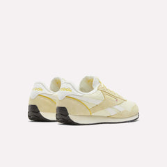 Raw Yellow/Athletic Gold/Chalk