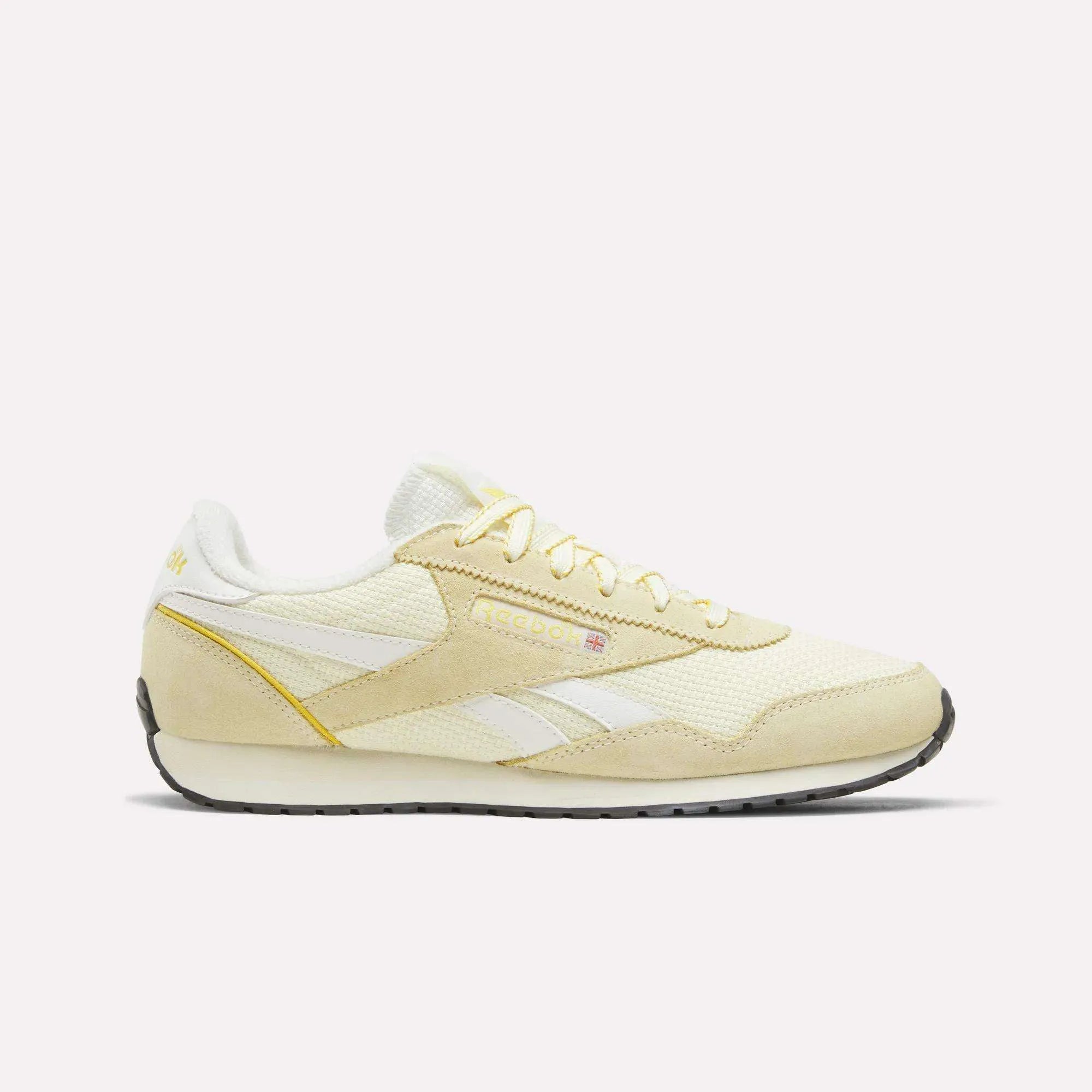 Raw Yellow/Athletic Gold/Chalk