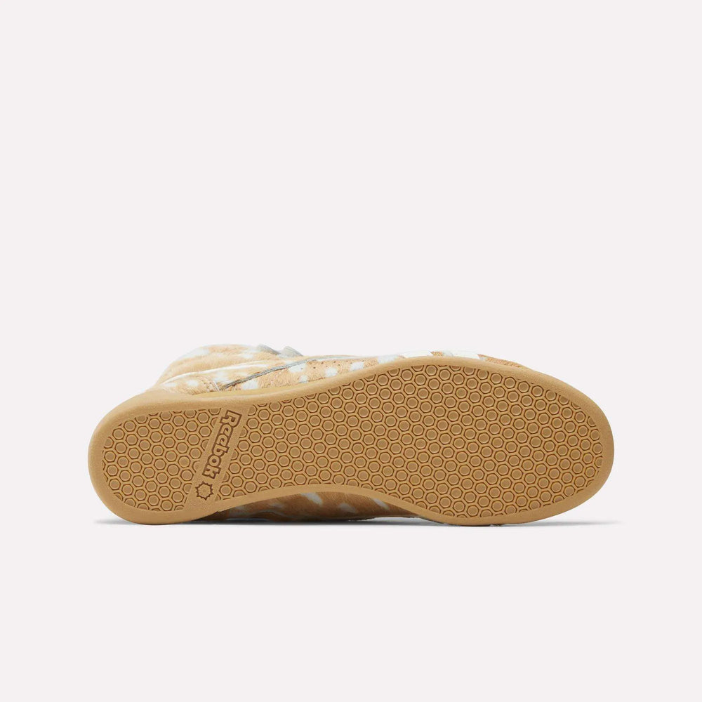 Doe/Chalk/Gum