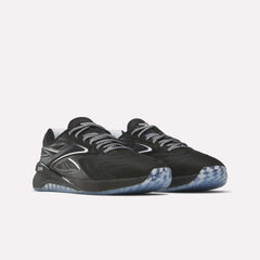 Black/Ftwr White