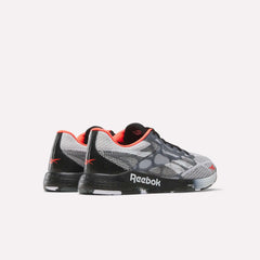 Black/Ftwr White