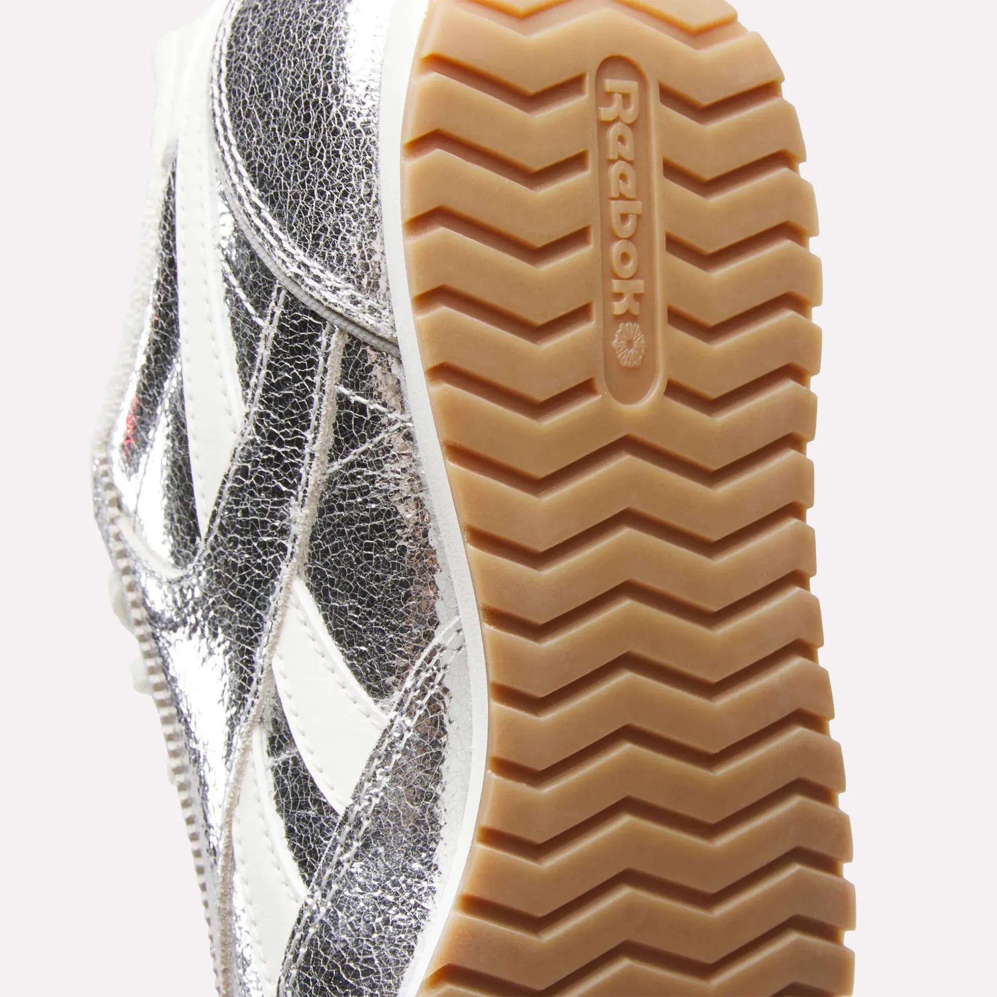 Silver/Chalk/Gum