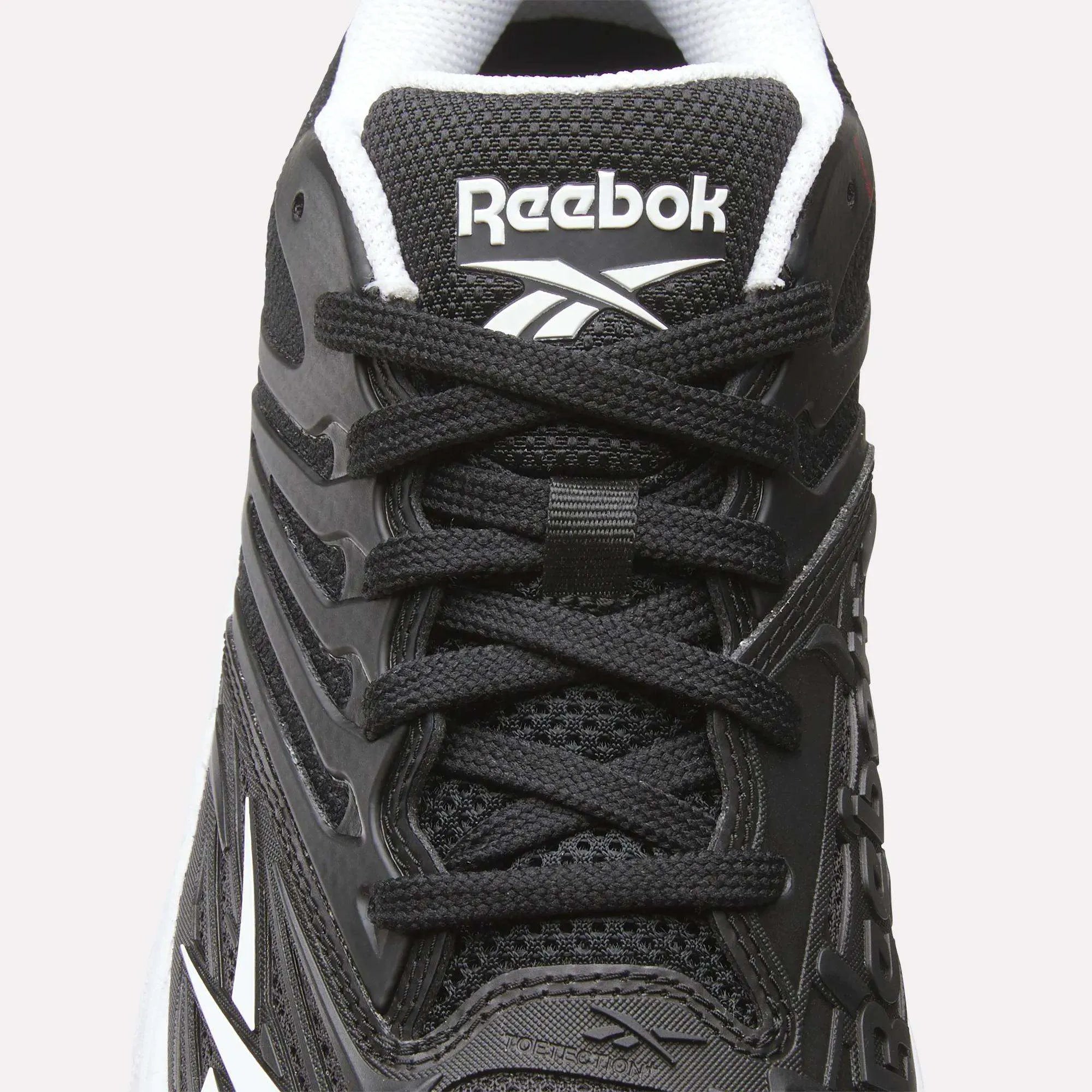 Black/Ftwr White