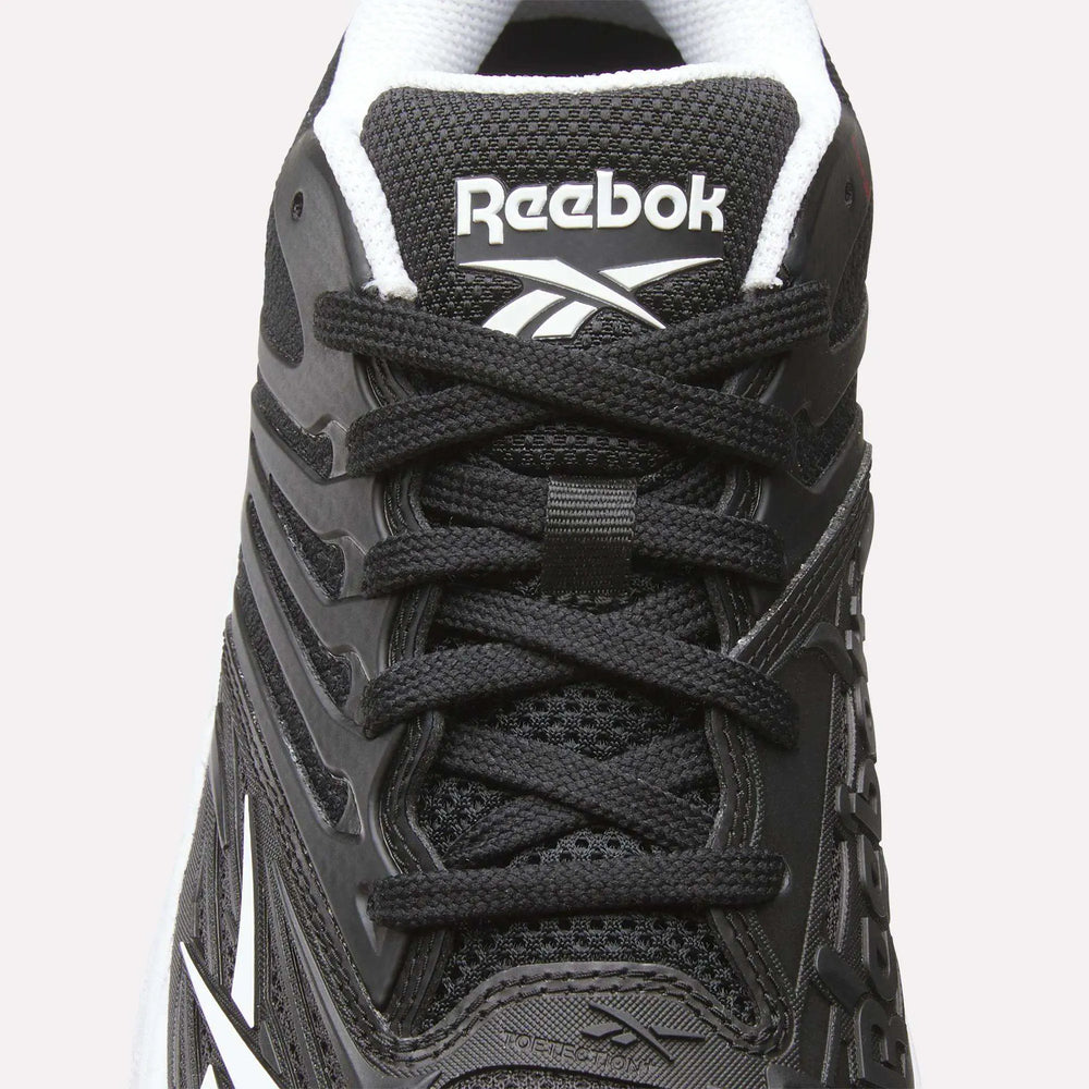 Black/Ftwr White