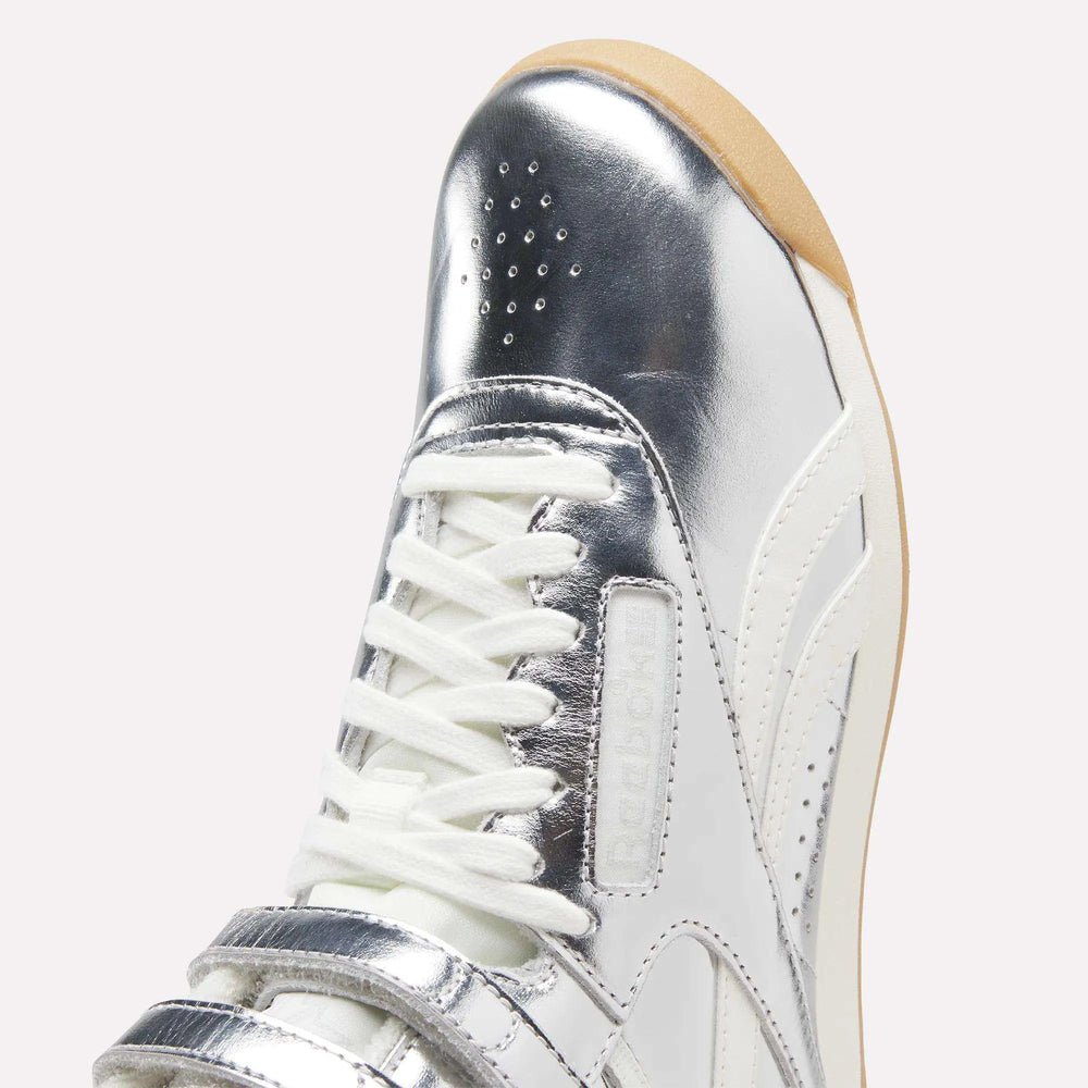 Silver Metallic/Chalk/Gum