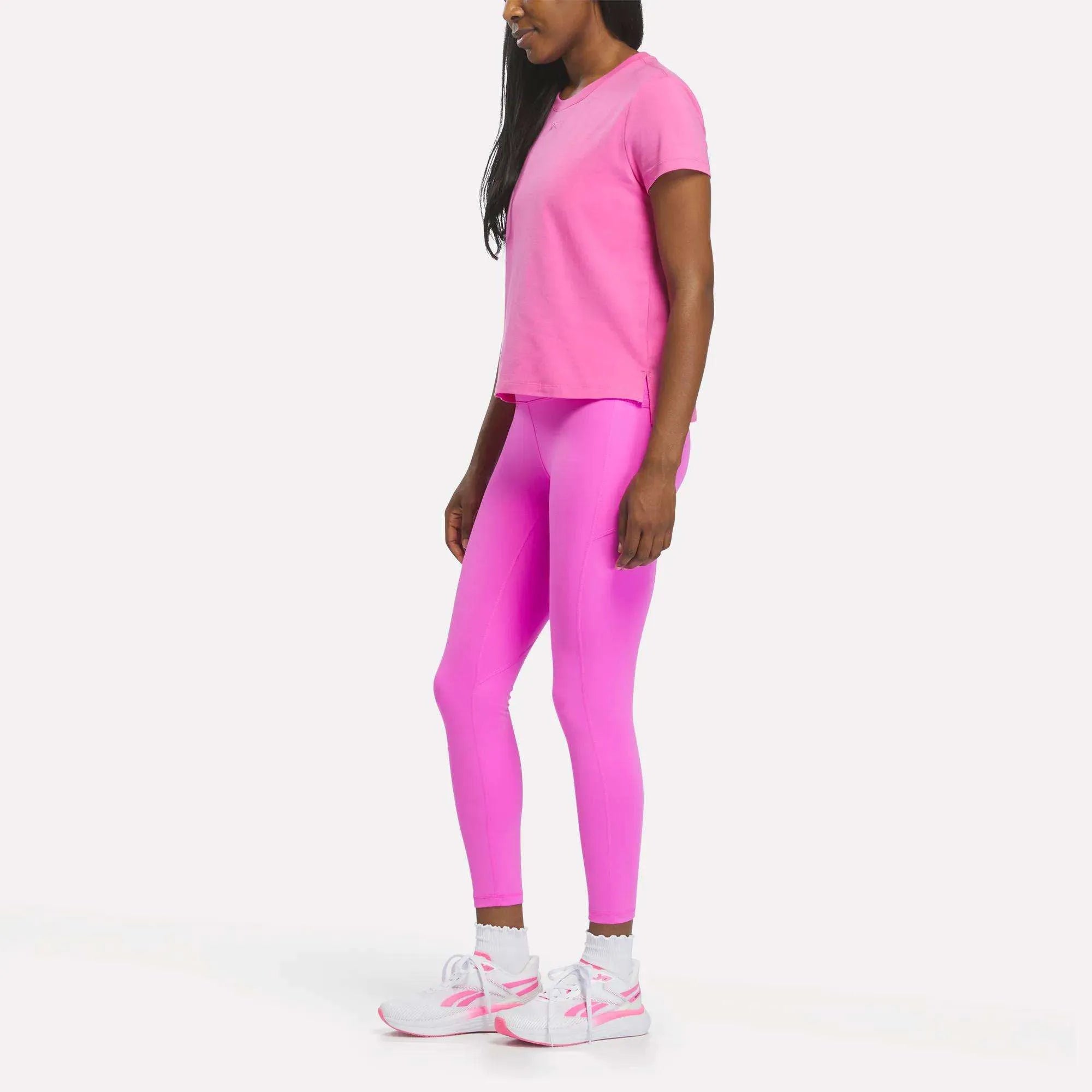 Vector Virtual Pink